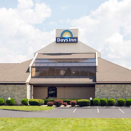 Days Inn By Wyndham Maumee/Toledo Bagian luar foto