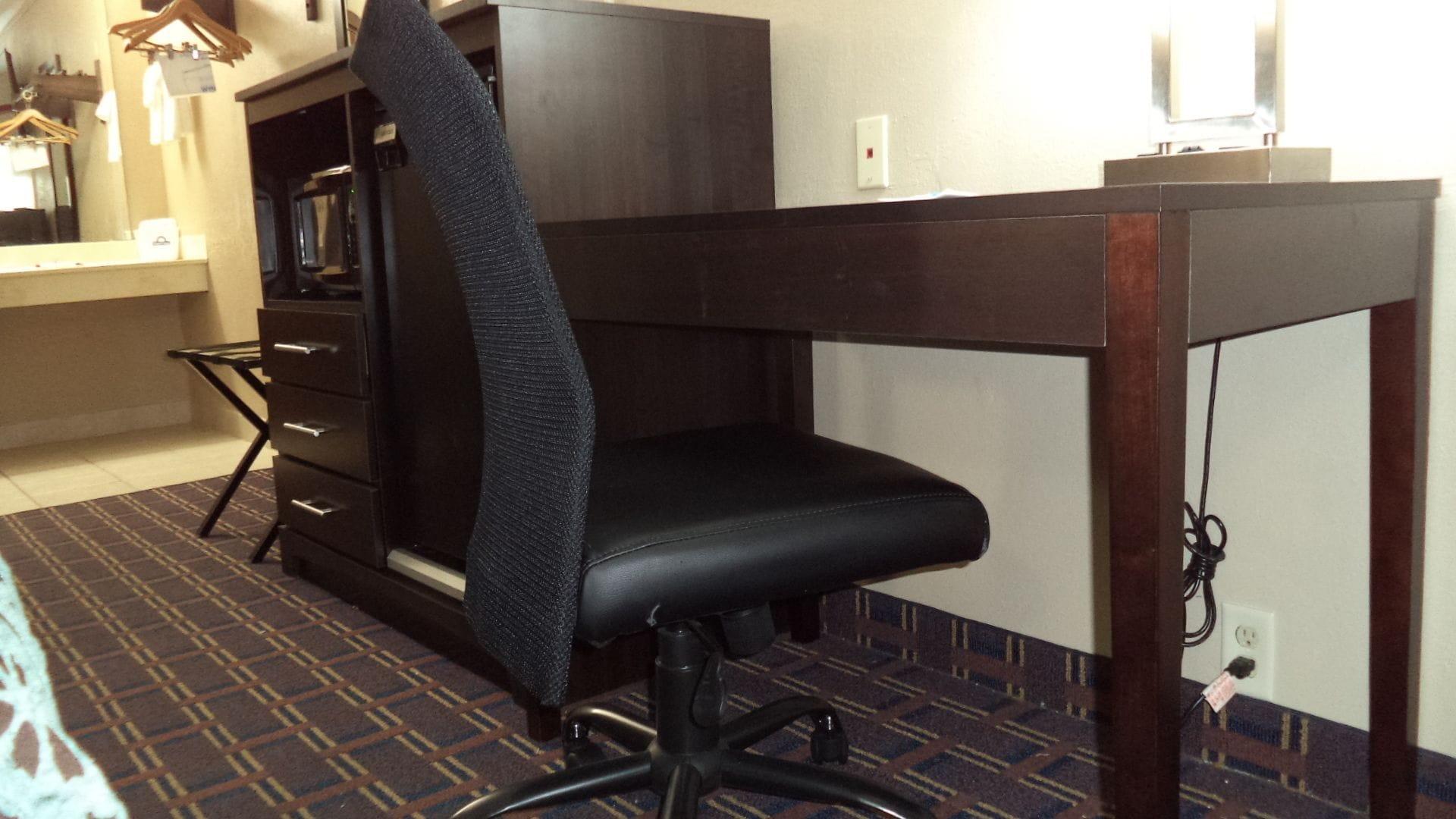 Days Inn By Wyndham Maumee/Toledo Bagian luar foto